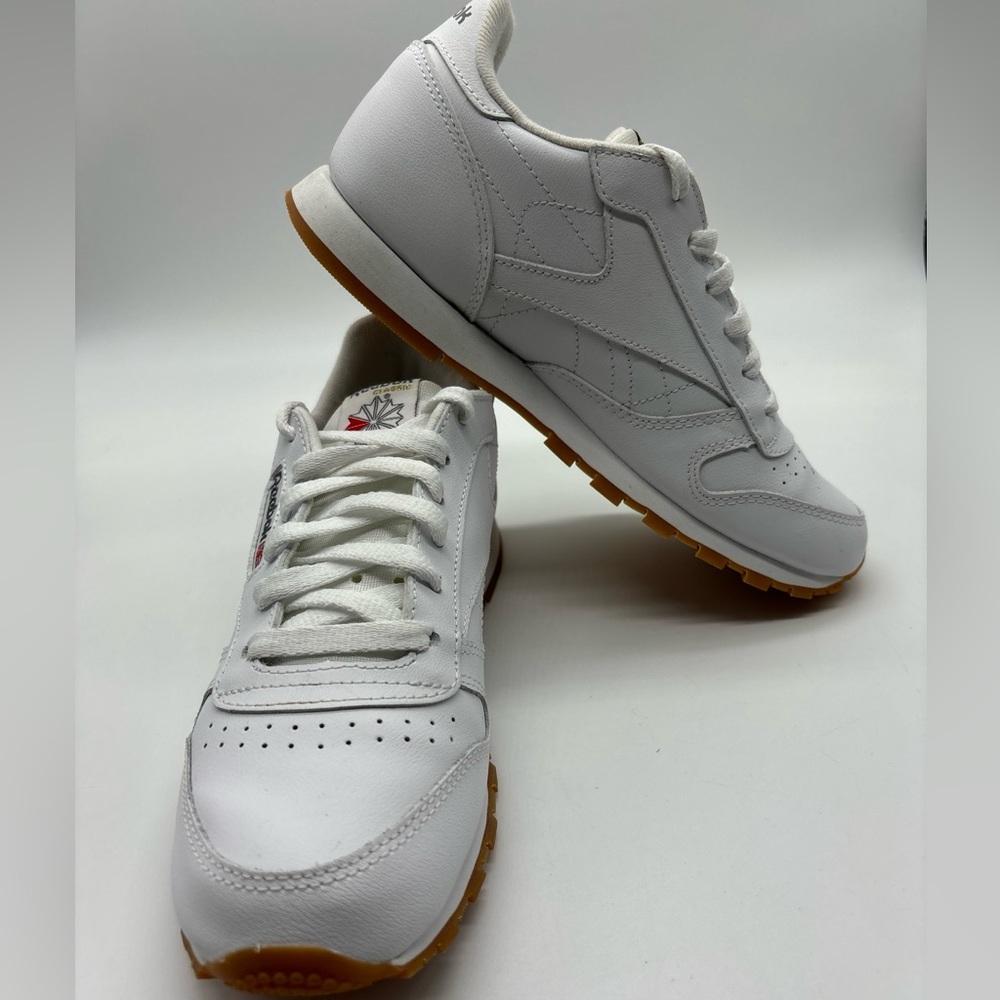 Reebok Men’s Classic Leather White Gum Sneakers, Size 5.5